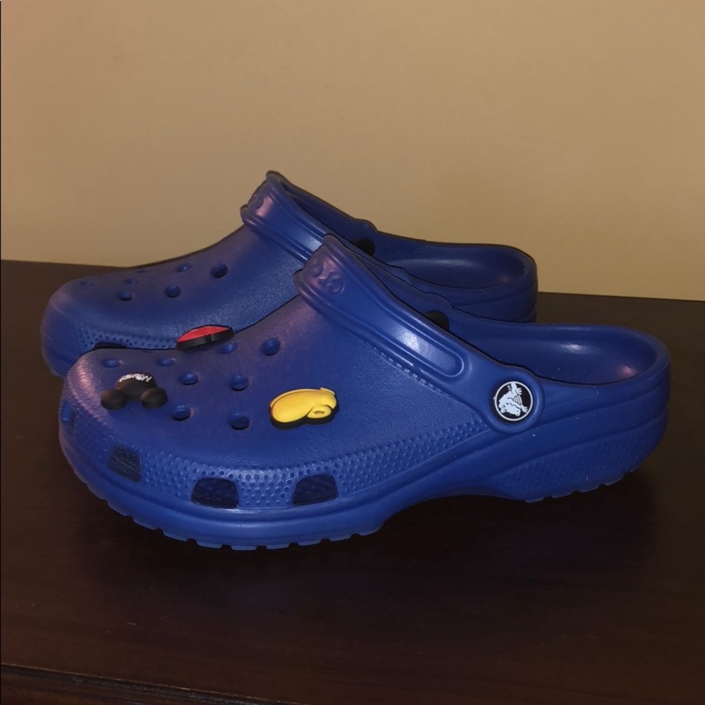 Blue crocs women’s size 7